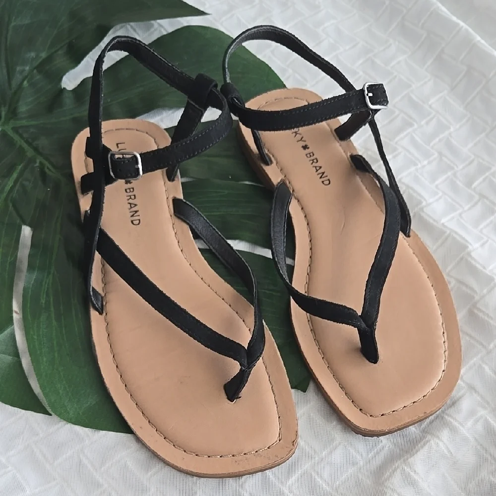 Lucky Brand BYLEE Black Strappy Flat Sandals Boho Bohemian Summer Shoes